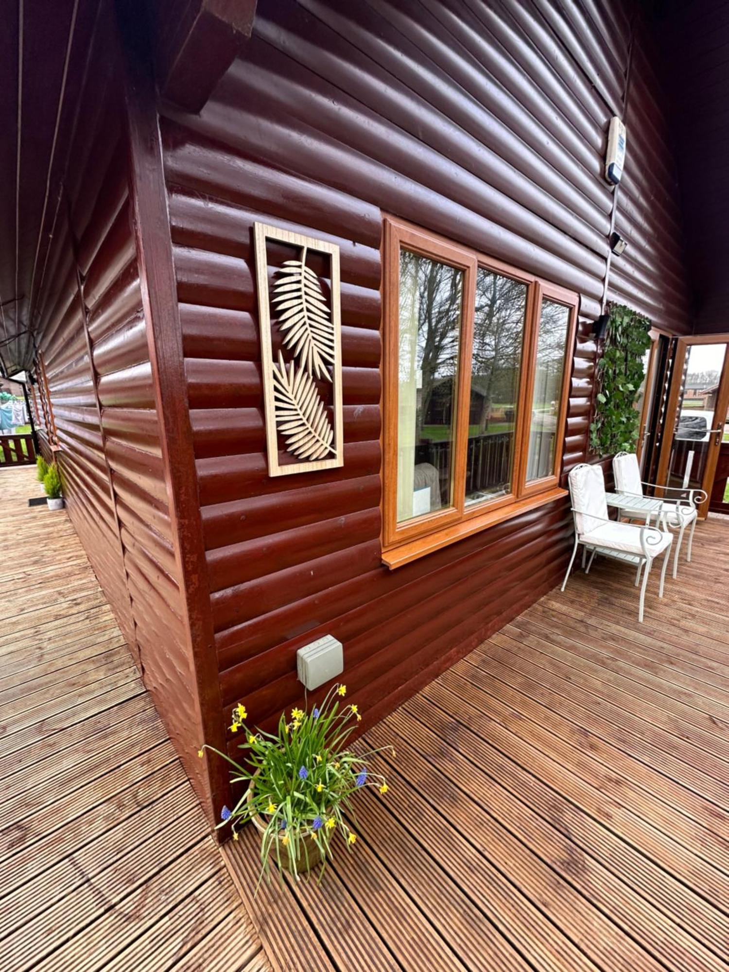 Max'S Woodland Lodge 布里德灵顿 外观 照片